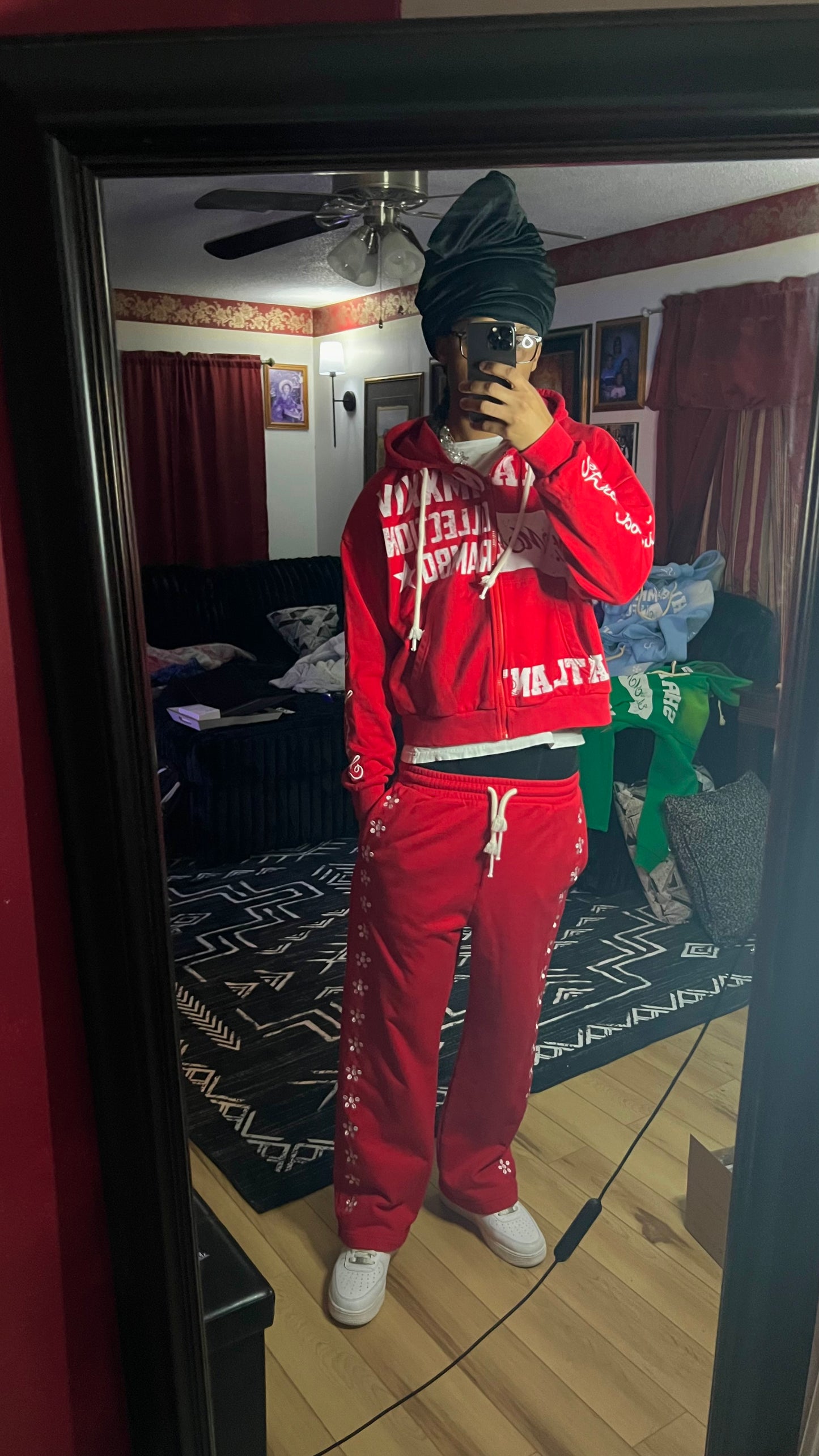 RED UNIVERSITY SWEATS